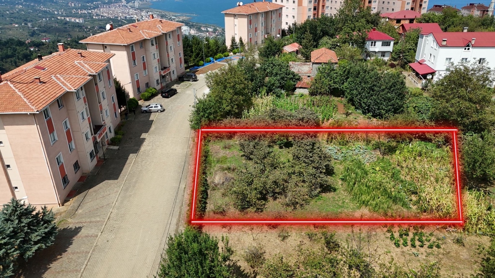 MABEL GAYRİMENKUL/VAKFIKEBİR/KÖREZ TOKİ YANI KONUT İMARLI ARSA